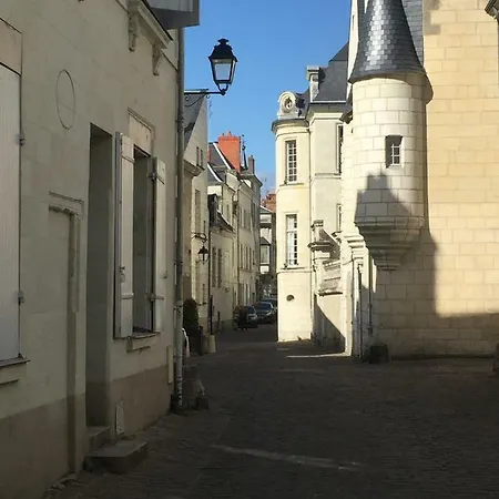 Romantic Apartment For Two In Saumur 아파트